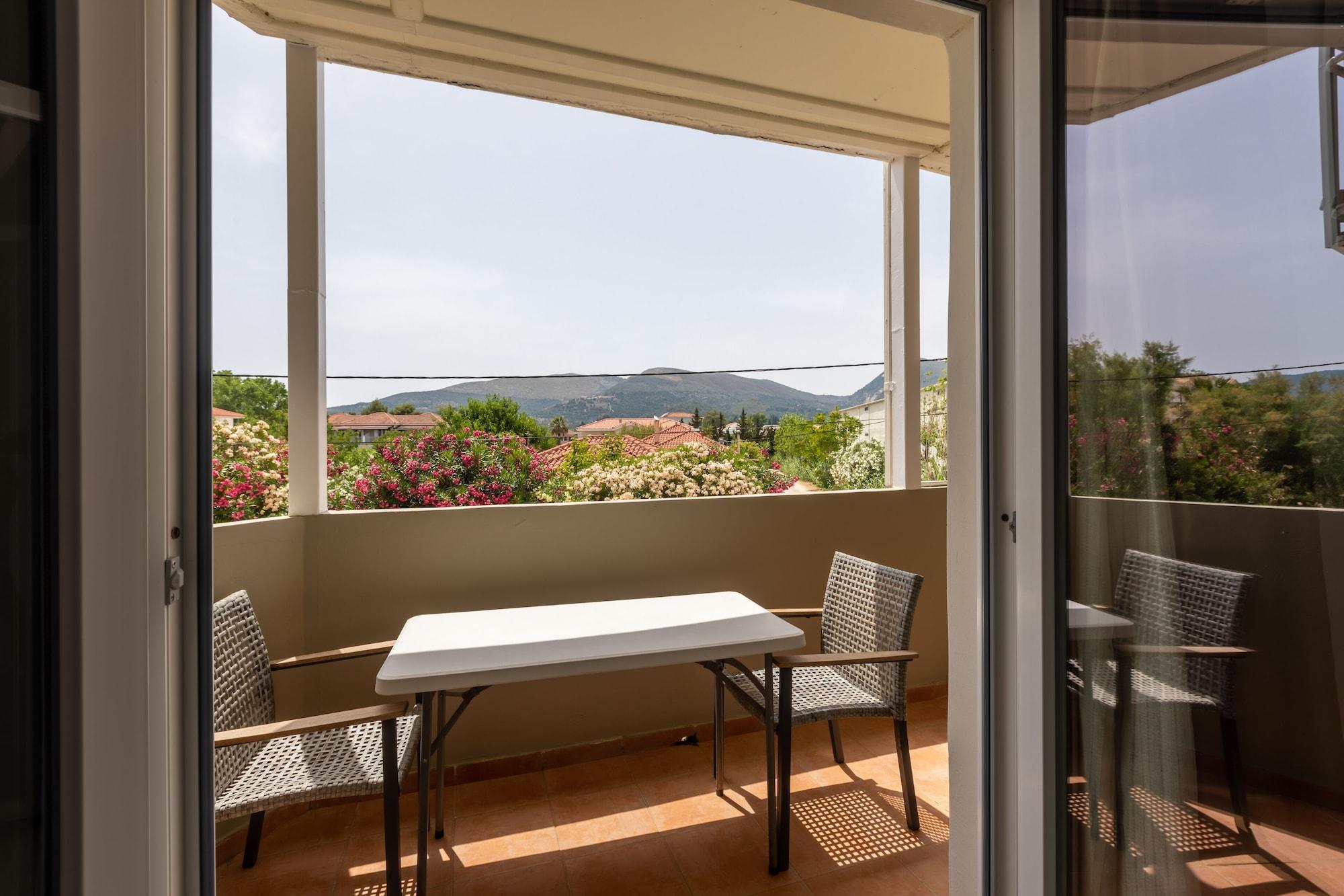 White Olive Premium Cameo Hotel Zakynthos Town Exterior photo