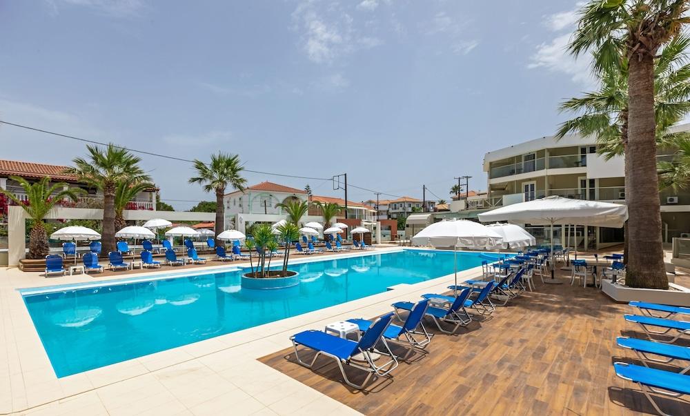 White Olive Premium Cameo Hotel Zakynthos Town Exterior photo
