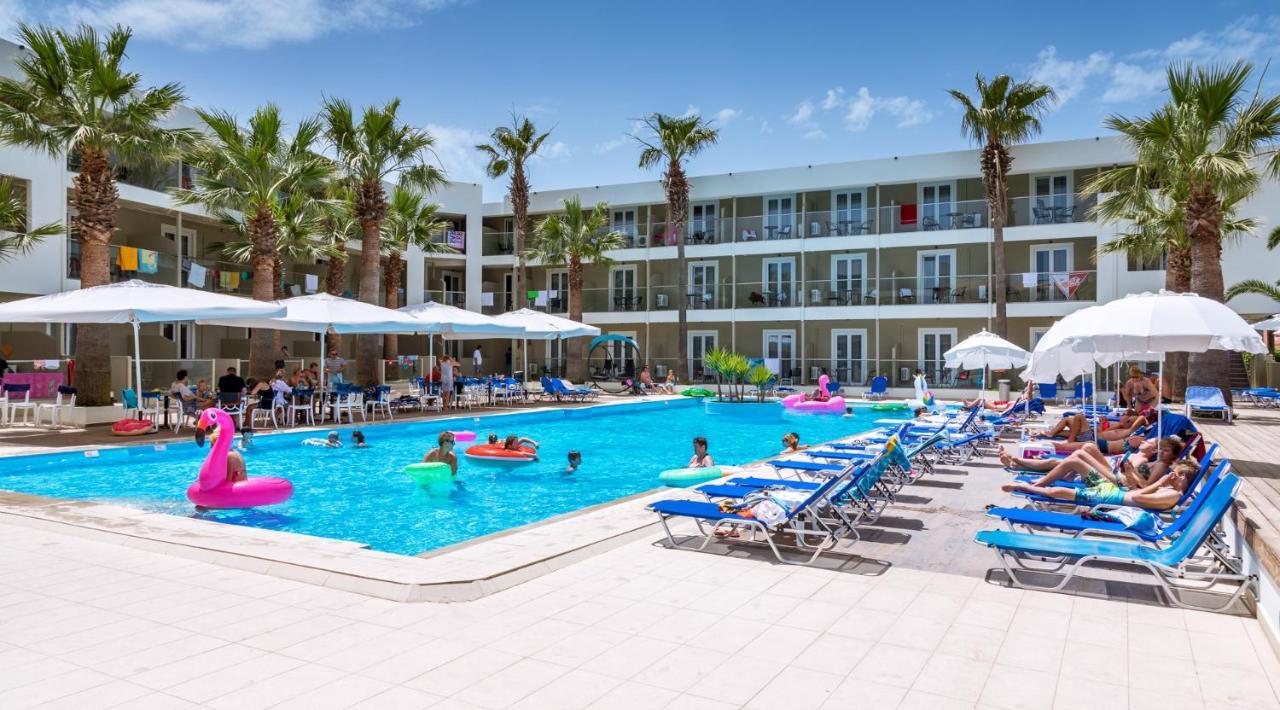 White Olive Premium Cameo Hotel Zakynthos Town Exterior photo